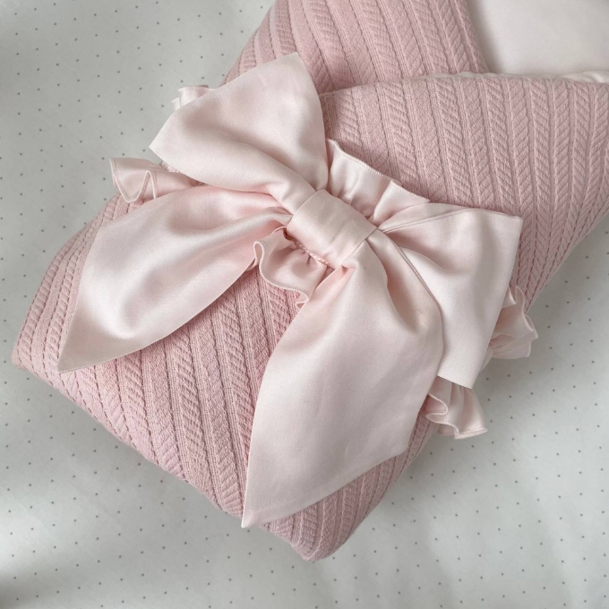 Paturica bebe din satin si material tricotat cu pilota si fundita, roz (2)